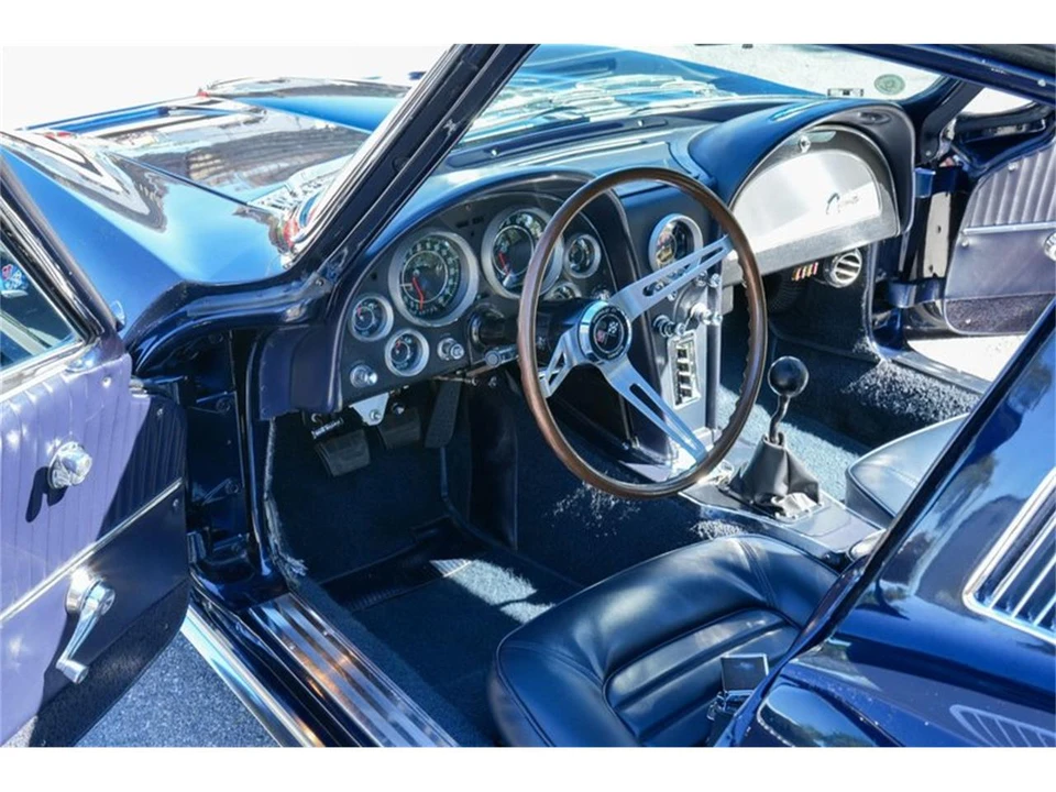1964 Chevrolet Corvette C2 - Image 23 of 31