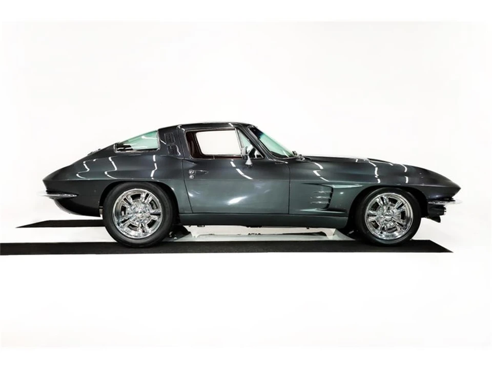 1964 Chevrolet Corvette C2 - Image 17 of 31