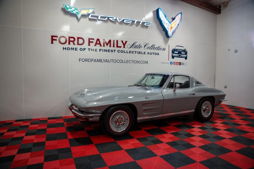 1964 Chevrolet Corvette C2 - Image 2 of 12