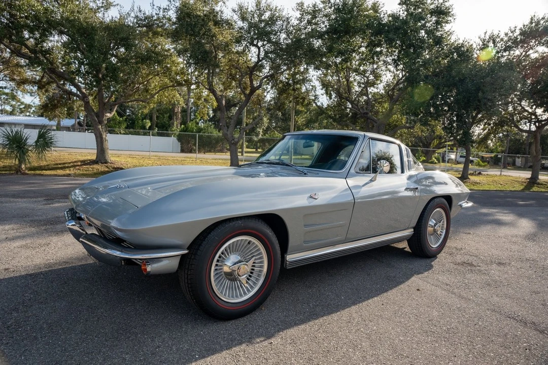 1964 Chevrolet Corvette C2 - Image 9 of 12