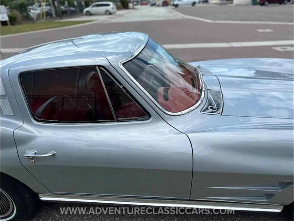 1964 Chevrolet Corvette C2 - Image 19 of 31