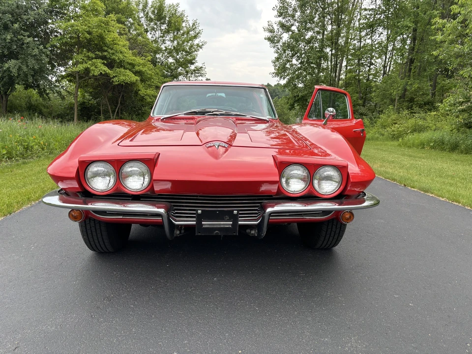 1964 Chevrolet Corvette C2 - Image 16 of 31