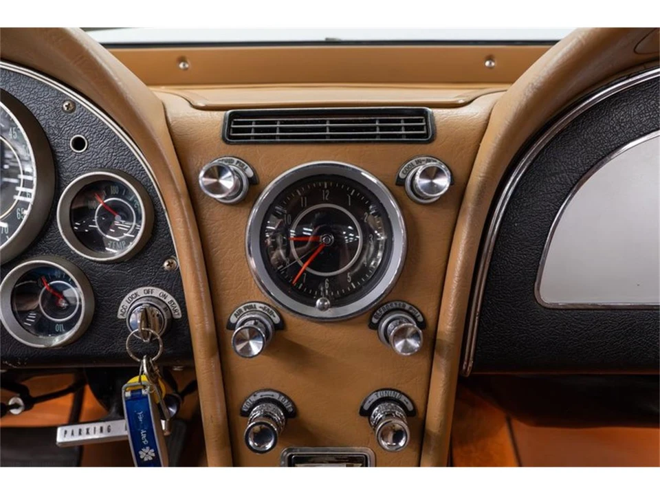 1964 Chevrolet Corvette C2 - Image 16 of 31