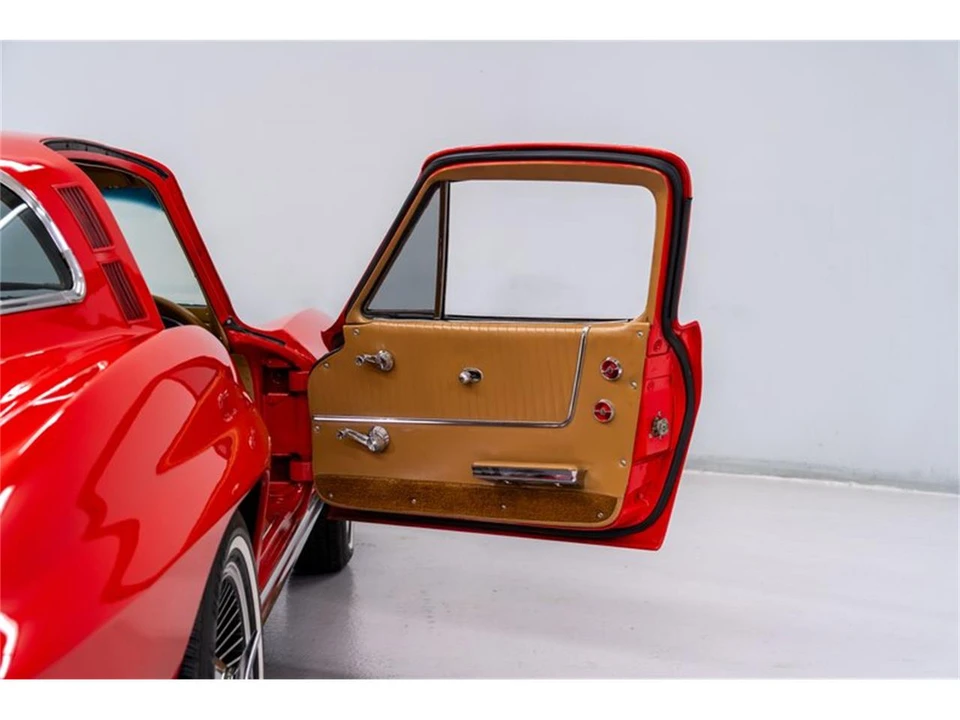 1964 Chevrolet Corvette C2 - Image 10 of 31