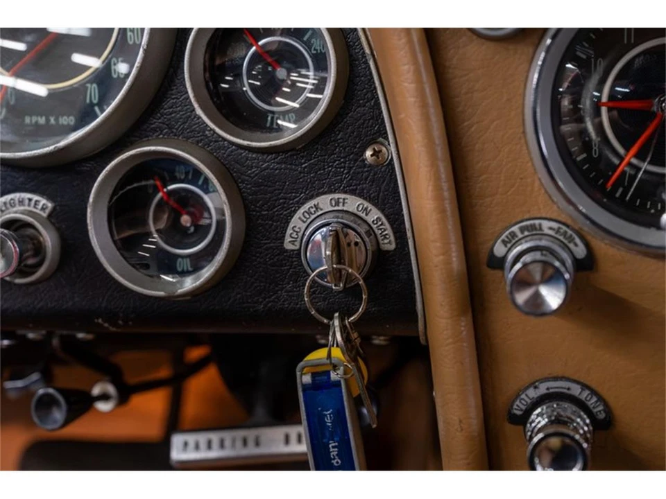 1964 Chevrolet Corvette C2 - Image 15 of 31