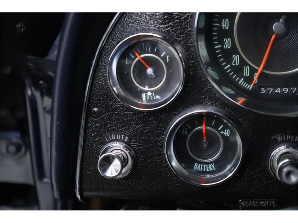 1964 Chevrolet Corvette C2 - Image 26 of 31