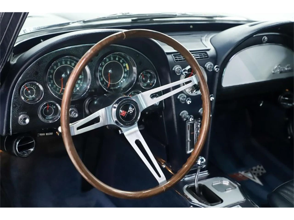 1964 Chevrolet Corvette C2 - Image 22 of 31
