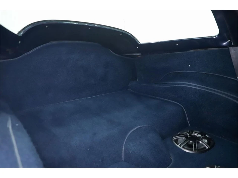 1964 Chevrolet Corvette C2 - Image 14 of 31