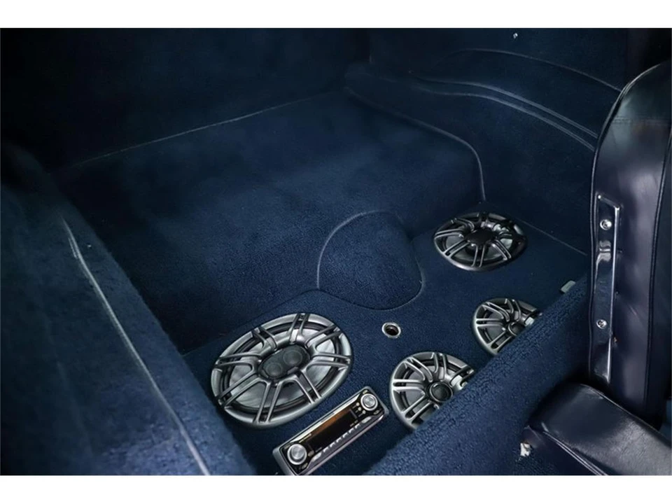 1964 Chevrolet Corvette C2 - Image 15 of 31