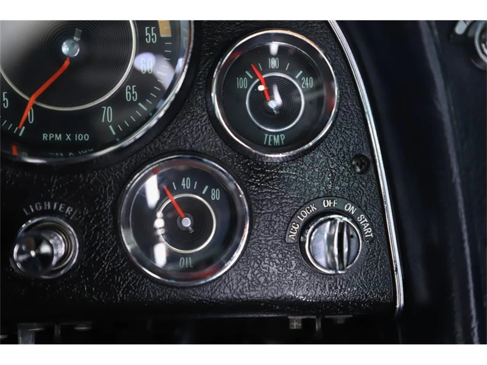 1964 Chevrolet Corvette C2 - Image 25 of 31