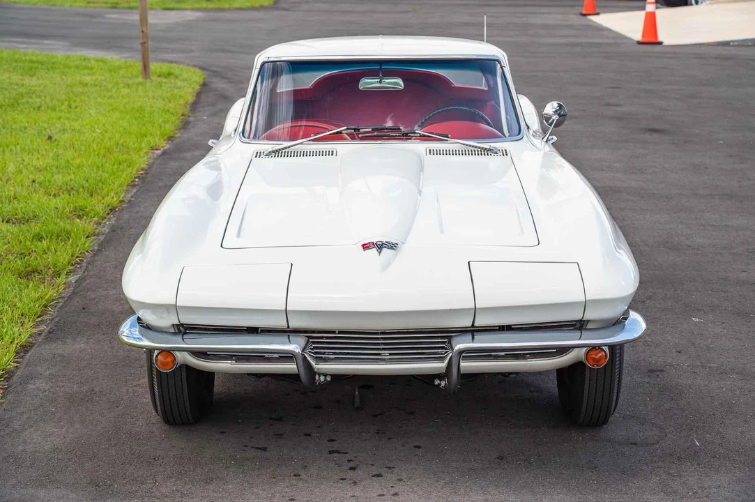 1964 Chevrolet Corvette C2 - Image 10 of 21