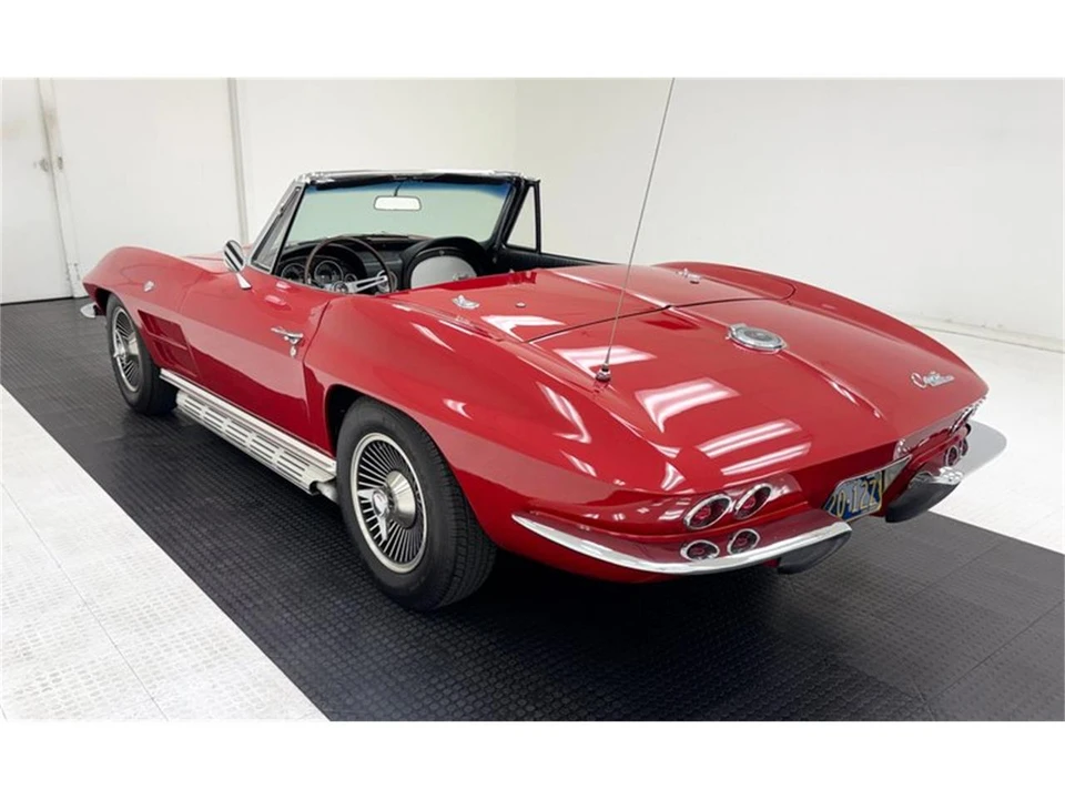 1964 Chevrolet Corvette C2 - Image 9 of 31