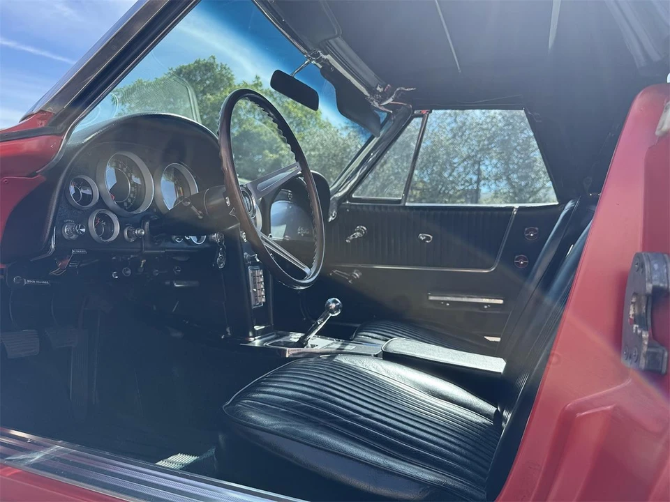 1964 Chevrolet Corvette C2 - Image 16 of 30