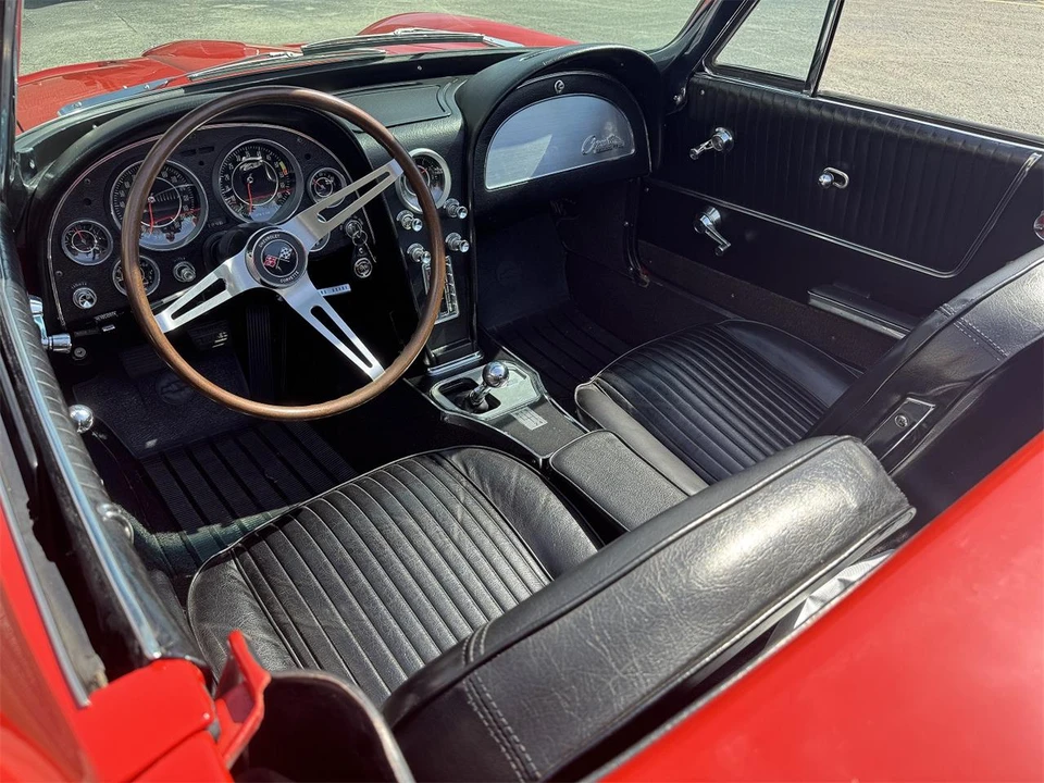 1964 Chevrolet Corvette C2 - Image 25 of 30