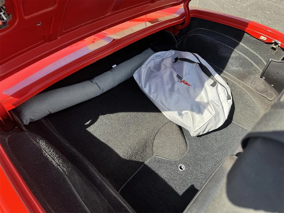 1964 Chevrolet Corvette C2 - Image 29 of 30