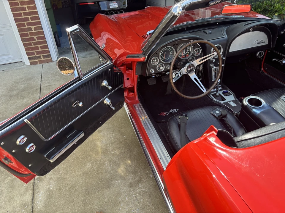 1964 Chevrolet Corvette C2 - Image 15 of 21