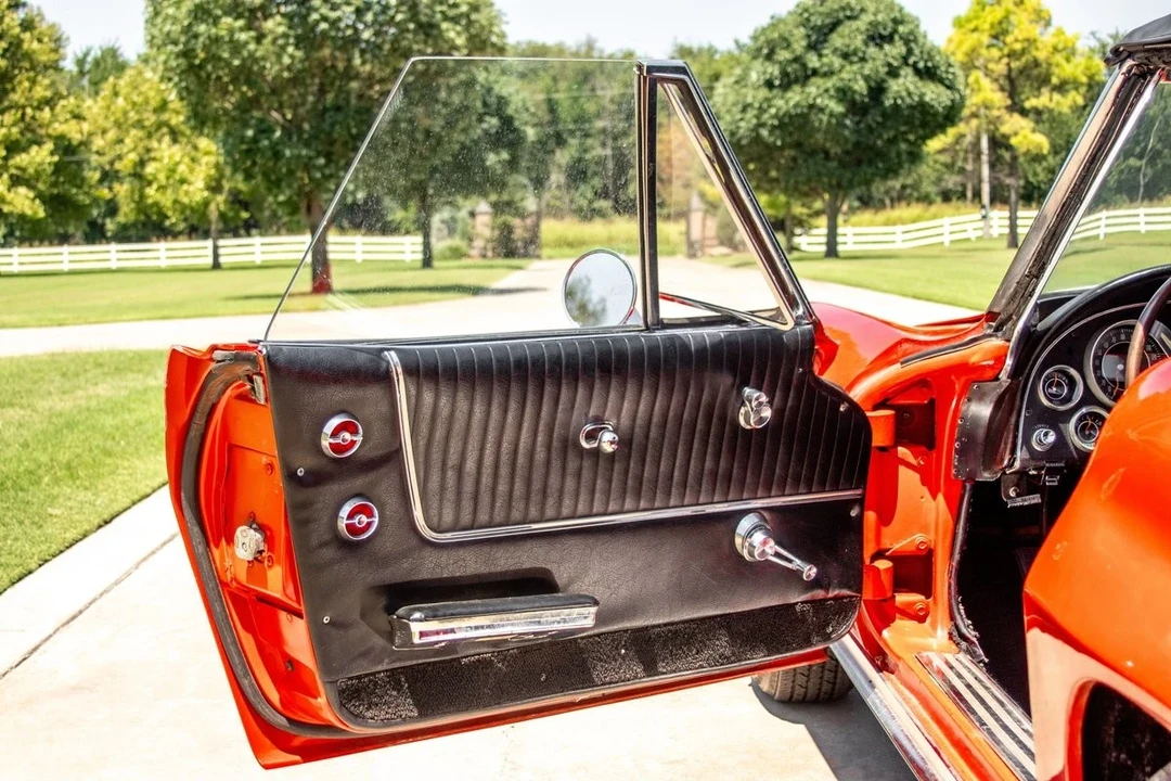 1964 Chevrolet Corvette C2 - Image 17 of 21