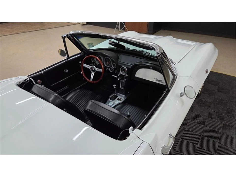 1964 Chevrolet Corvette C2 - Image 16 of 31