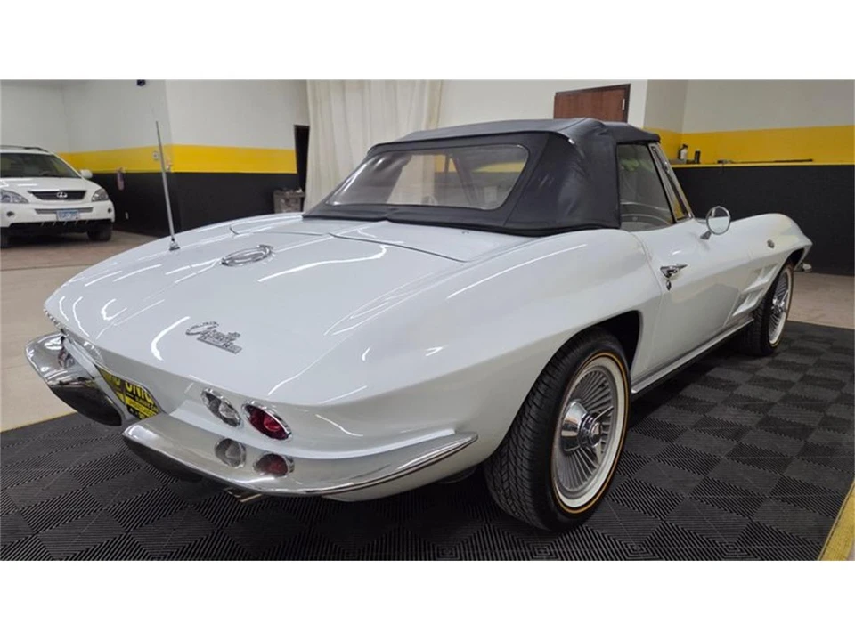 1964 Chevrolet Corvette C2 - Image 26 of 31