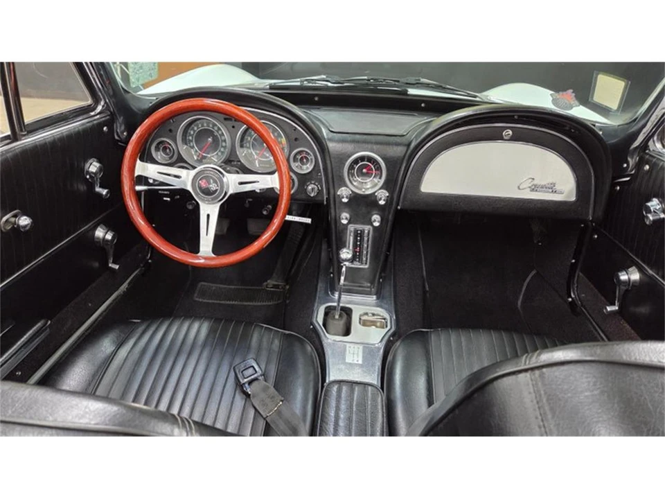1964 Chevrolet Corvette C2 - Image 17 of 31