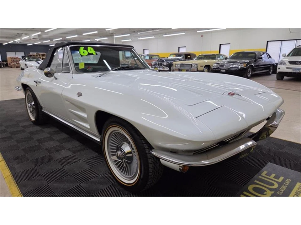 1964 Chevrolet Corvette C2 - Image 25 of 31