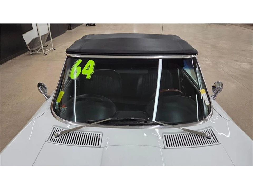 1964 Chevrolet Corvette C2 - Image 30 of 31
