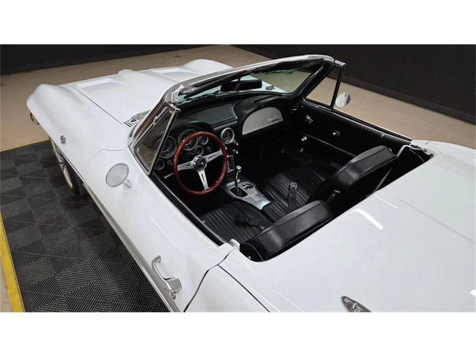 1964 Chevrolet Corvette C2 - Image 15 of 31