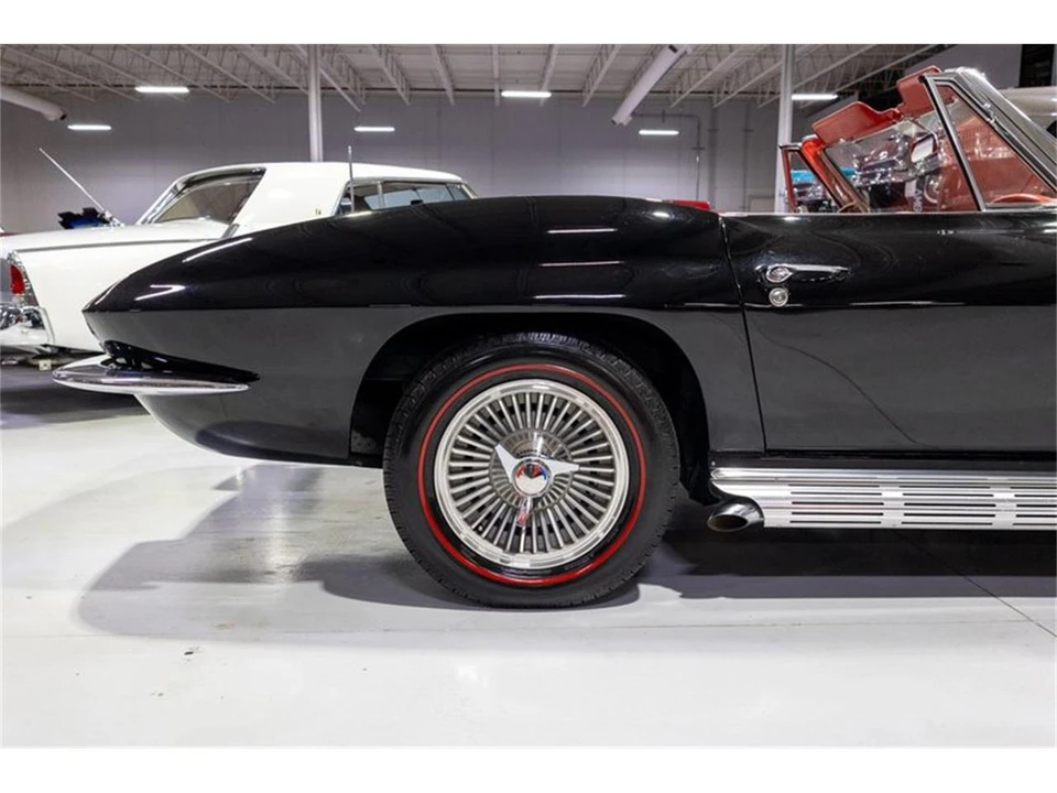 1964 Chevrolet Corvette C2 - Image 23 of 31