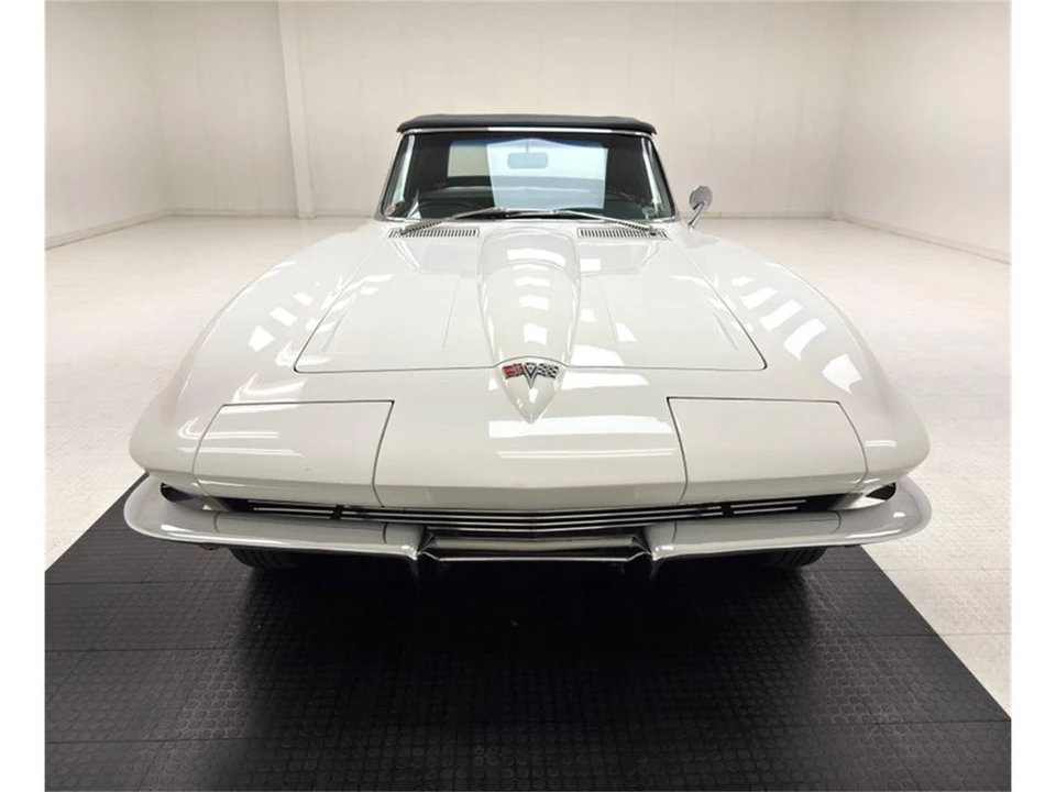 1964 Chevrolet Corvette C2 - Image 11 of 31