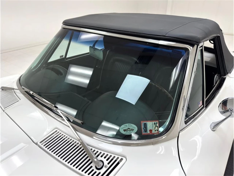 1964 Chevrolet Corvette C2 - Image 19 of 31