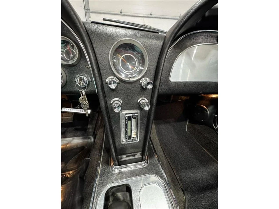 1964 Chevrolet Corvette C2 - Image 20 of 28