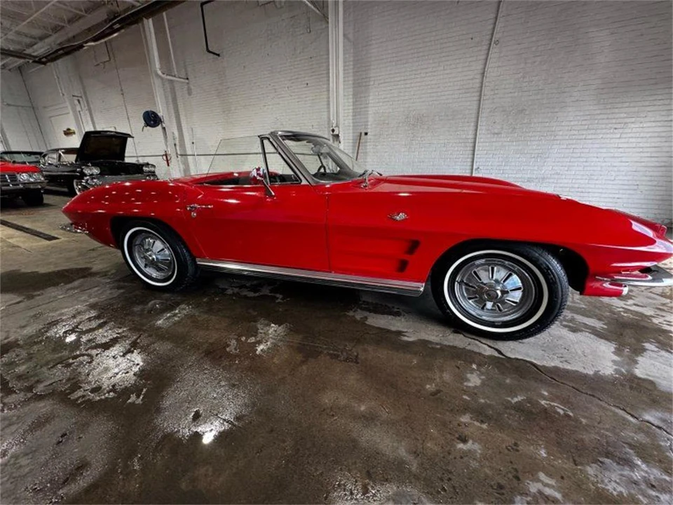 1964 Chevrolet Corvette C2 - Image 10 of 28