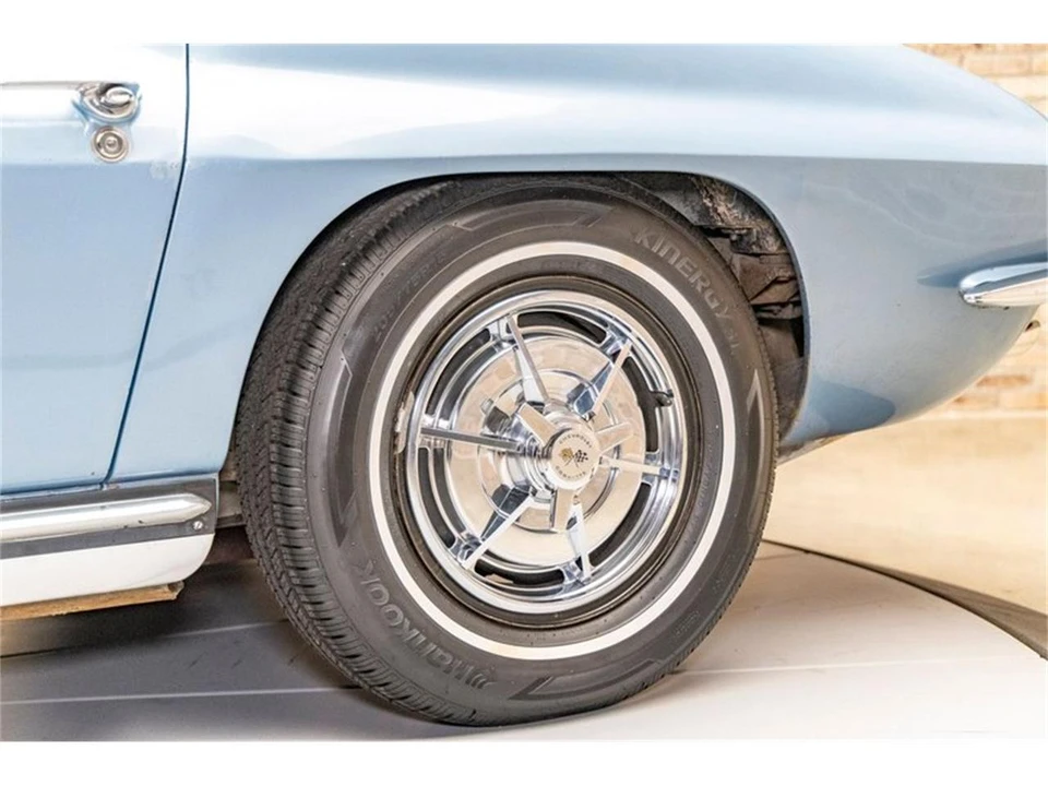 1964 Chevrolet Corvette C2 - Image 16 of 31