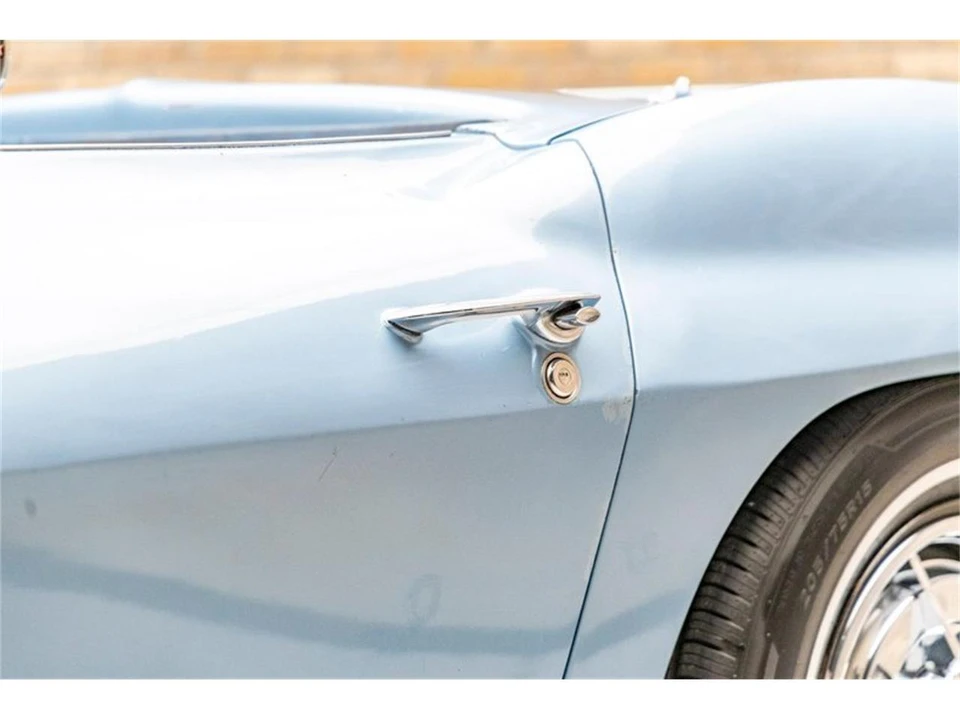 1964 Chevrolet Corvette C2 - Image 23 of 31