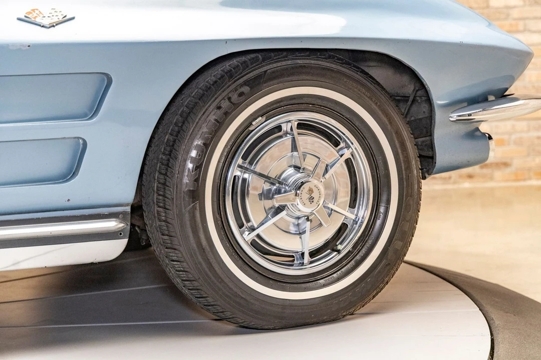 1964 Chevrolet Corvette C2 - Image 18 of 24