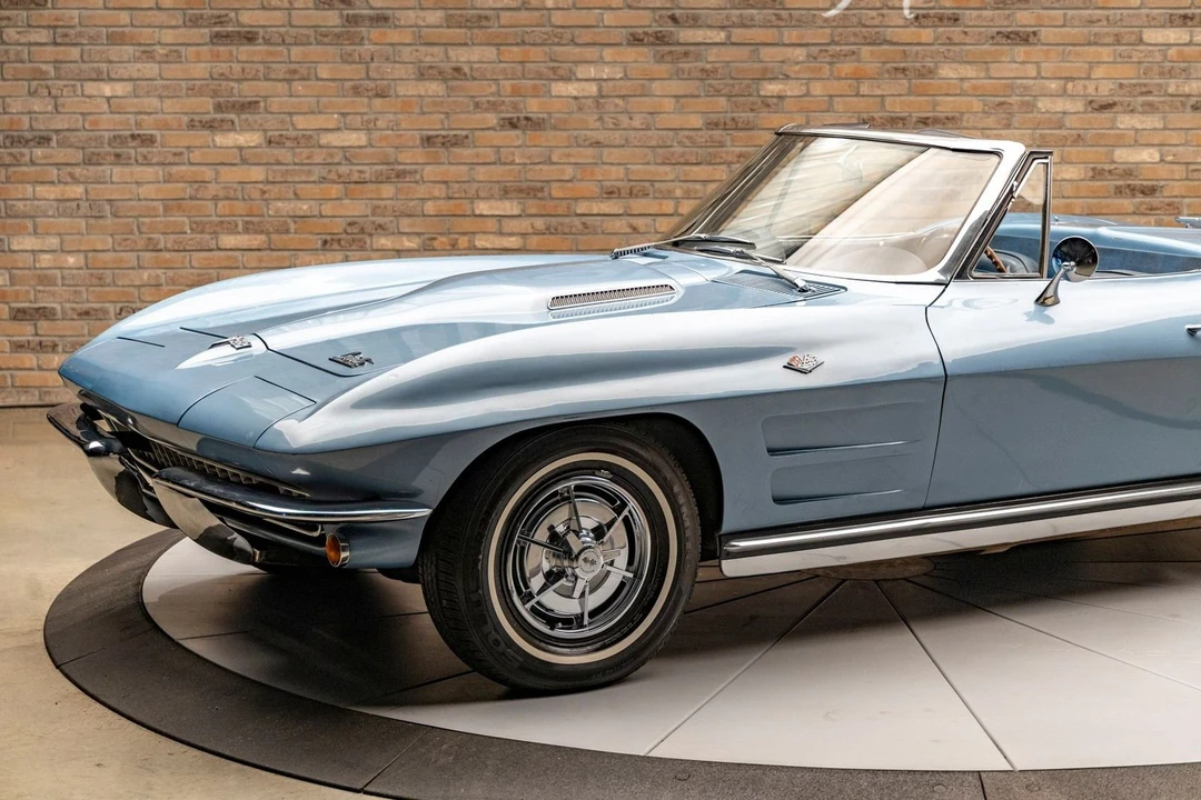 1964 Chevrolet Corvette C2 - Image 10 of 24