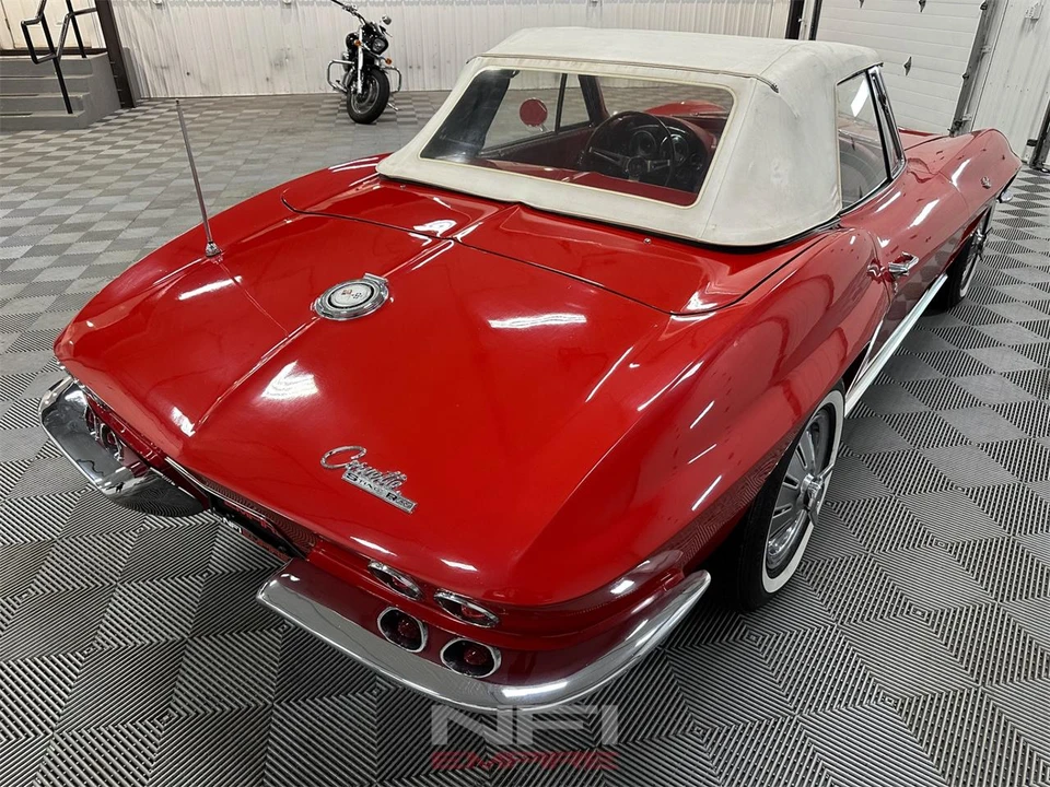 1964 Chevrolet Corvette C2 - Image 15 of 31