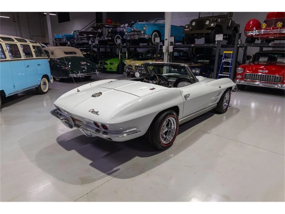 1964 Chevrolet Corvette C2 - Image 24 of 31
