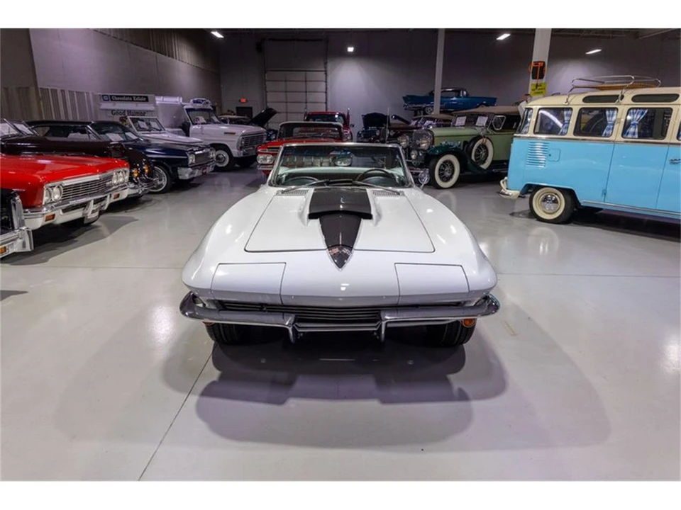 1964 Chevrolet Corvette C2 - Image 21 of 31
