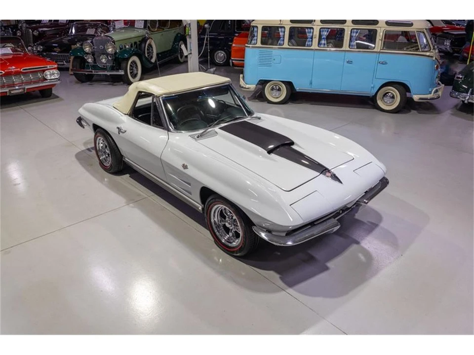 1964 Chevrolet Corvette C2 - Image 15 of 31