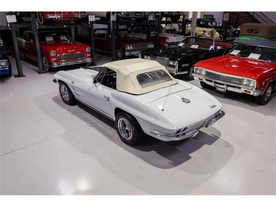 1964 Chevrolet Corvette C2 - Image 19 of 31