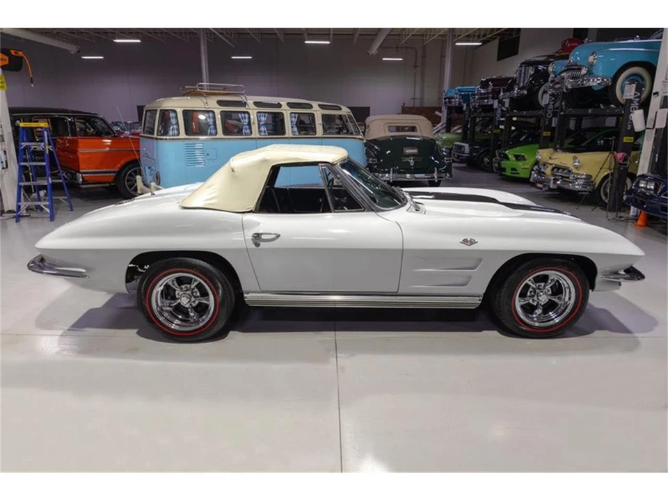 1964 Chevrolet Corvette C2 - Image 31 of 31