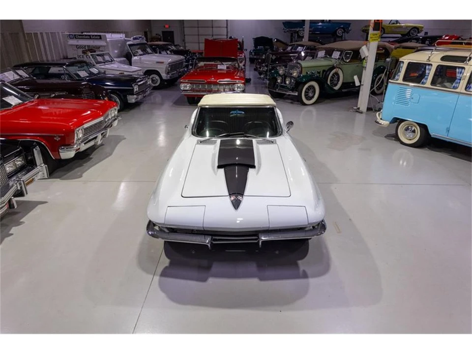 1964 Chevrolet Corvette C2 - Image 14 of 31