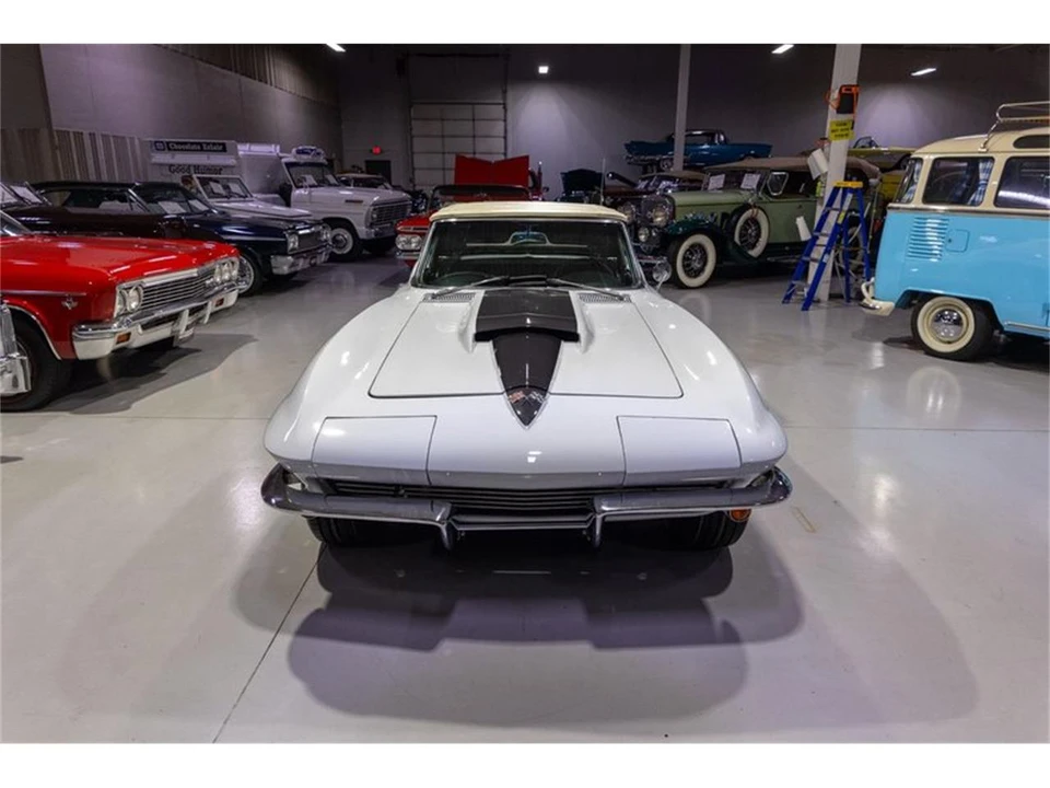 1964 Chevrolet Corvette C2 - Image 29 of 31