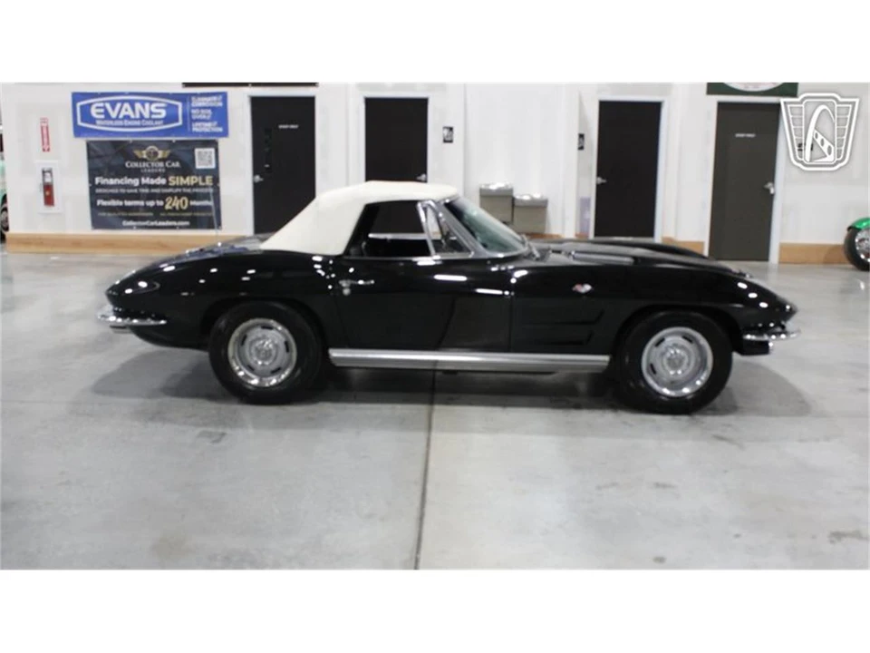 1964 Chevrolet Corvette C2 - Image 15 of 31