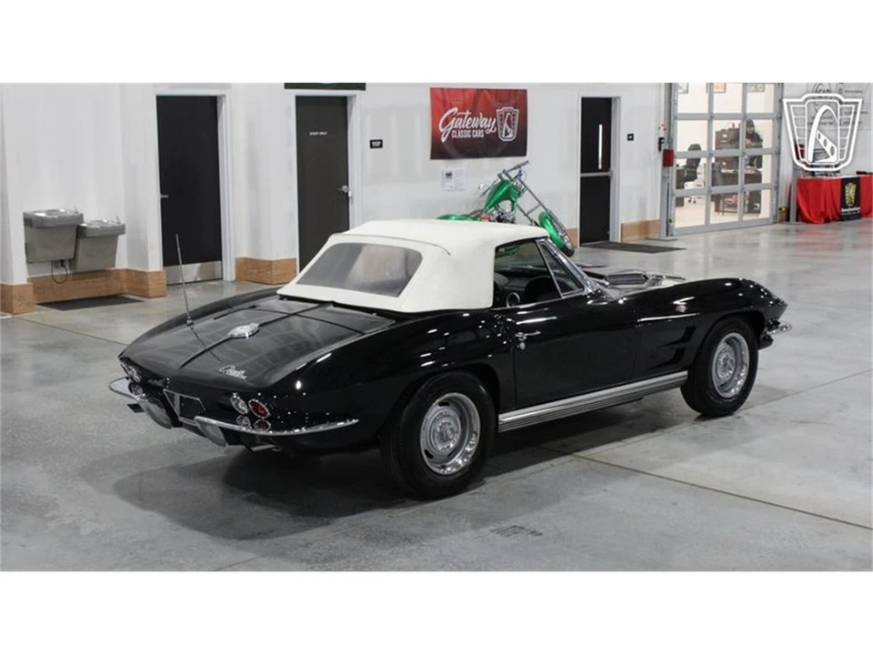 1964 Chevrolet Corvette C2 - Image 30 of 31