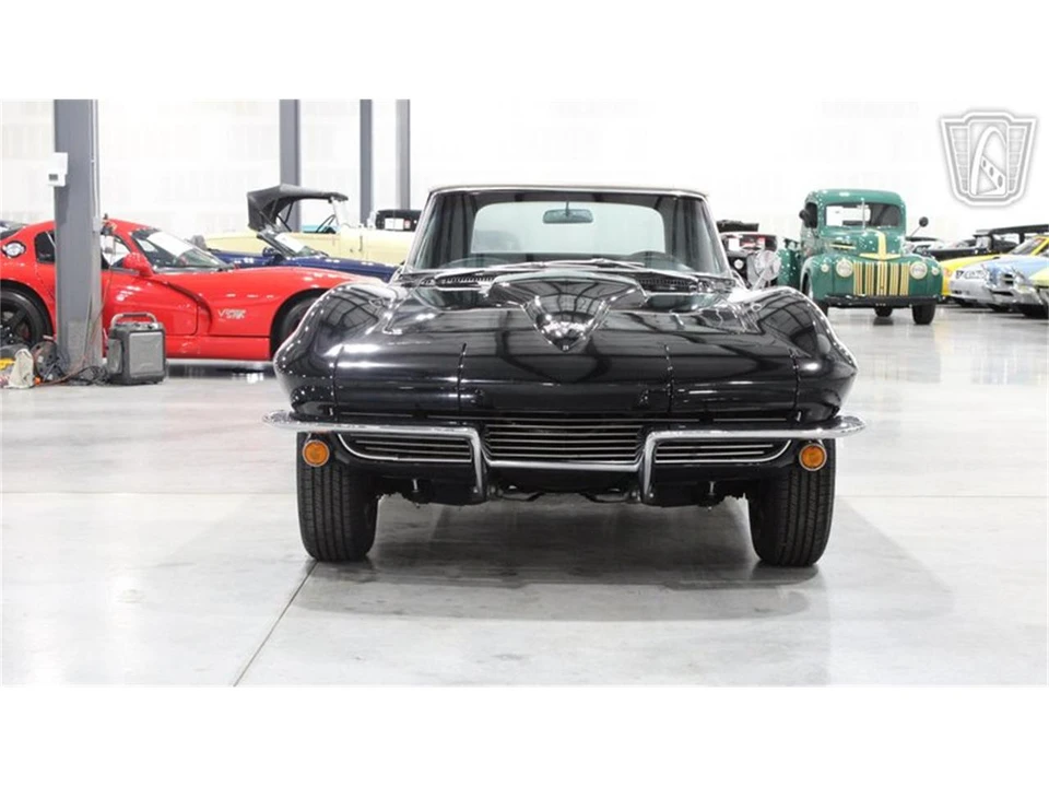 1964 Chevrolet Corvette C2 - Image 25 of 31