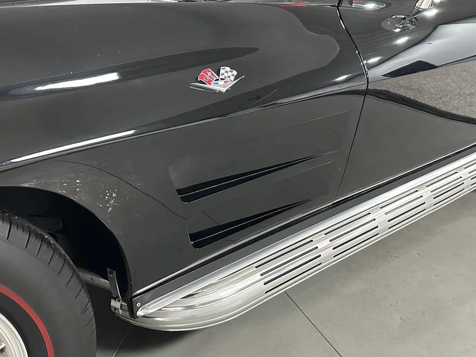 1964 Chevrolet Corvette C2 - Image 17 of 31