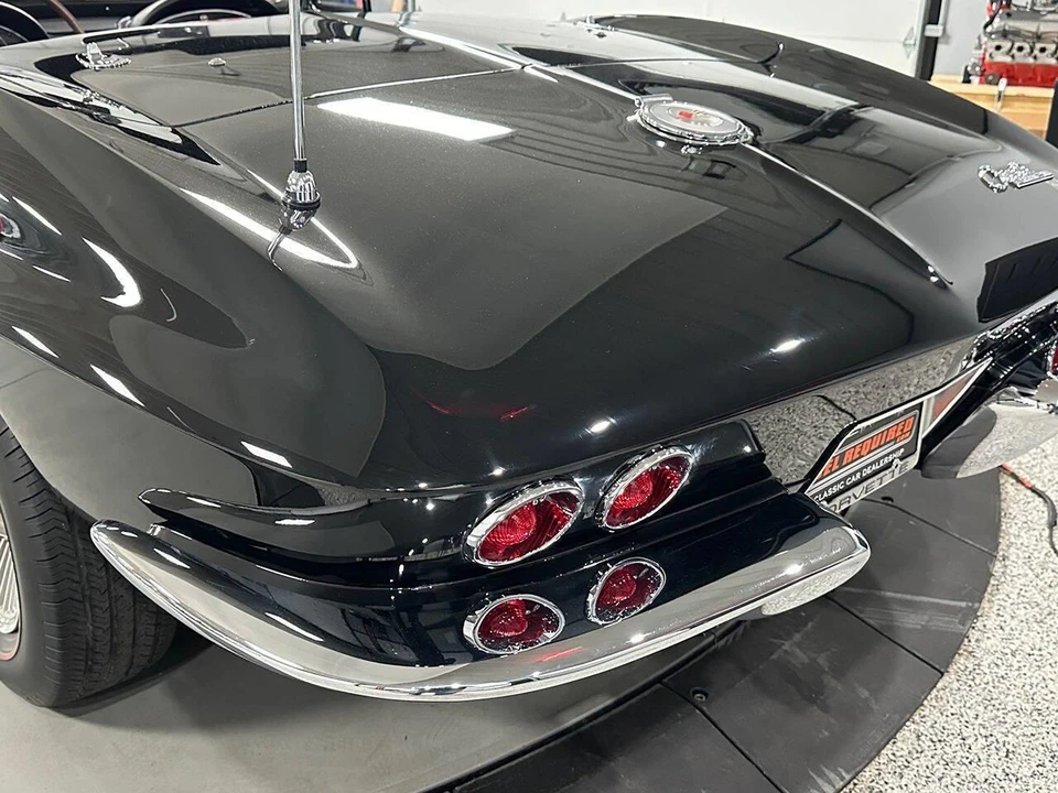 1964 Chevrolet Corvette C2 - Image 23 of 31