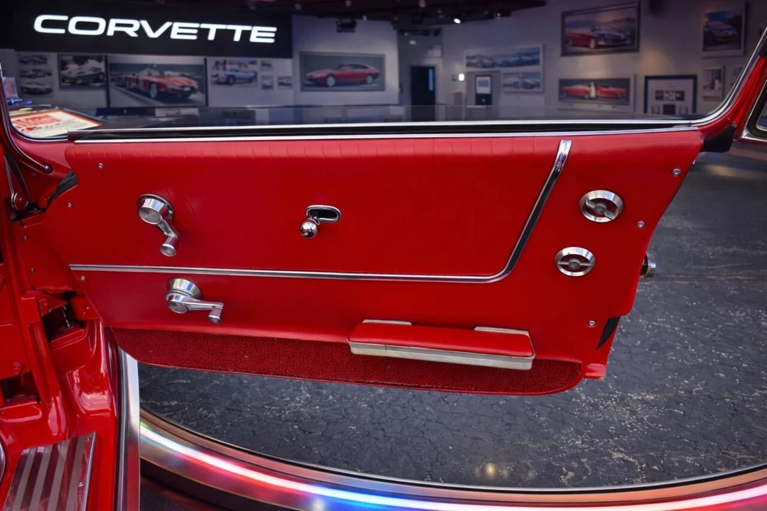 1964 Chevrolet Corvette C2 - Image 12 of 21